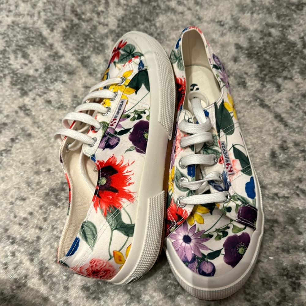 Superga Limited Edition Satin Flower Print Sneakers - Size 8